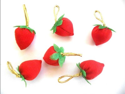 How to sew Strawberry Keychains. Kako sasiti jagodu privezak