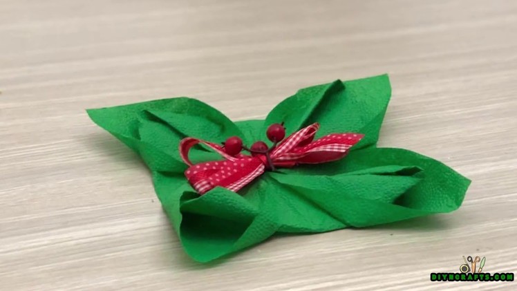 5 Festive DIY Christmas Napkin Designs With Simple Video Instructions