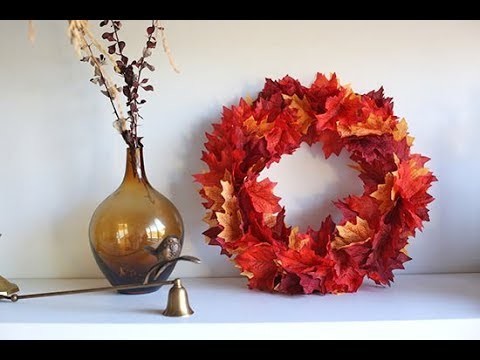 DIY Autumn Leaf Wreath