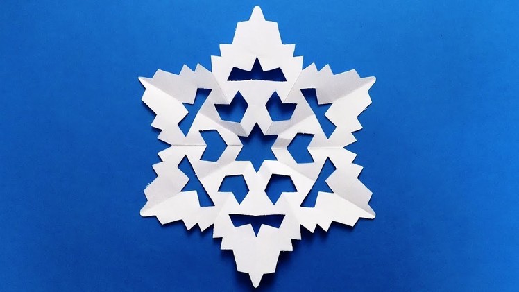 Paper Snowflake. Easy Tutorial. Make snowflakes out of paper. Easy for kids to make