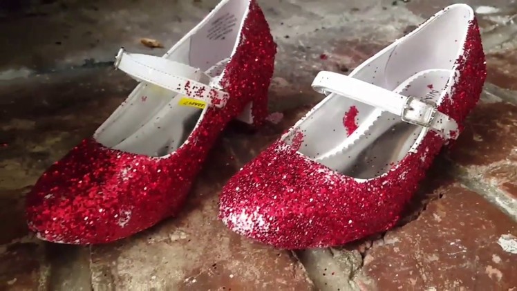 Last minute Halloween DIY: Dorothy's red shoes
