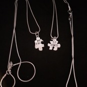 'Best friends' jigsaw necklace set