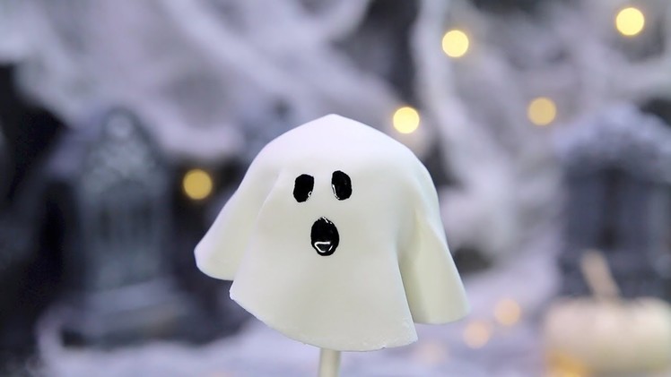 DIY Halloween Cake Pop Ghosts! | Kravings