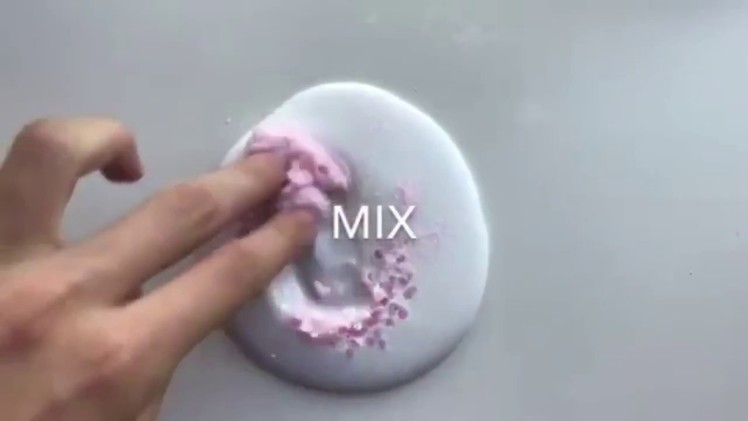Making slime without bowl and spatula