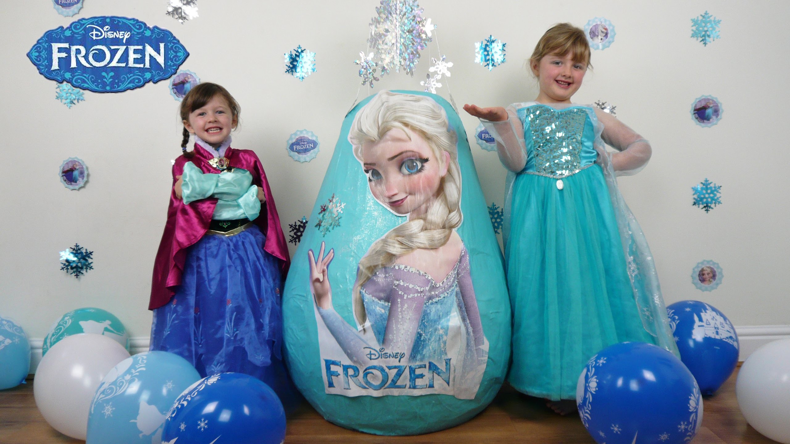 DISNEY FROZEN Videos SUPER GIANT SURPRISE EGG Worlds Biggest Frozen Egg ELSA ANNA Dolls LET IT GO
