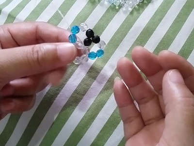 How to Bead a Hexagonal Wallet with Petal like Design Part 1