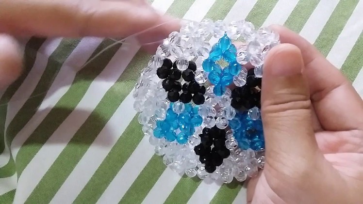 How to Bead a Hexagonal Wallet with Petal like Design Part 3