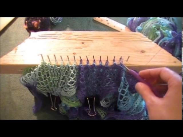 Sashay yarn scarf on the straight  loom part 2