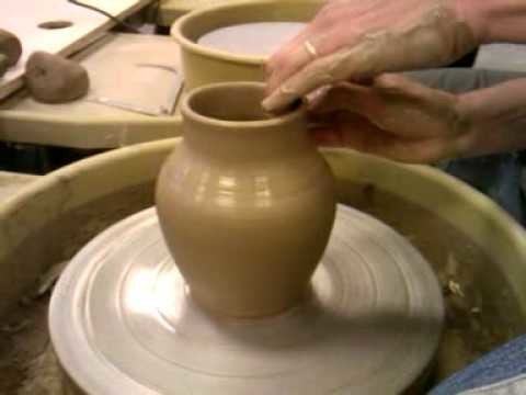 How to properly throw a vase on a pottery wheel