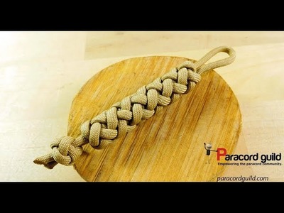 Paracord key fob- 2 strand 4 bight gaucho knot