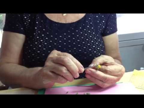 Making 1.12th scale dandelions with Mary Kinloch