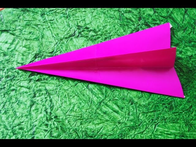 origami-simple-paper-rocket-in-3-steps