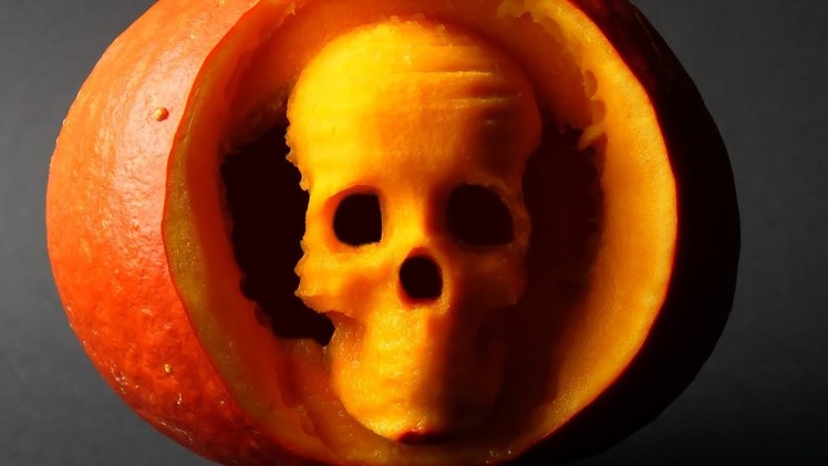 Carving a HALLOWEEN pumpkin - The engineer's way!