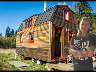Woman builds Unique Tiny house using recycled materials in Canada.