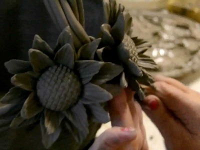 Ceramic flowers hand made by Italian expert artisans