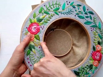 Holiday Wreath Double Embroidery Hoop Tutorial (1 of 2)