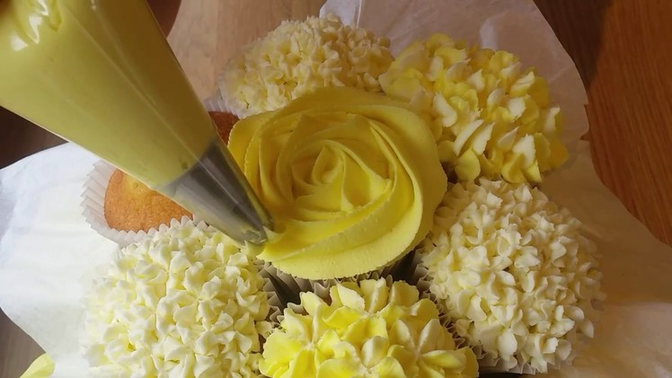 How to make a cupcake bouquet