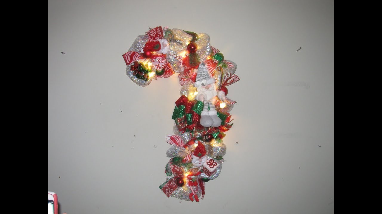 How to make Carmen's Poof Style Santa Claus CandyCane Wreath