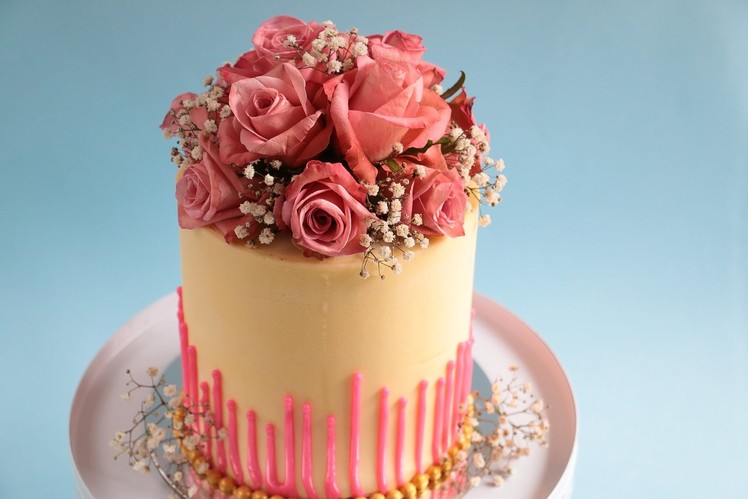 Perfect straight edges- Fresh Flower Bouquet Cake Tutorial- Rosie's Dessert Spot