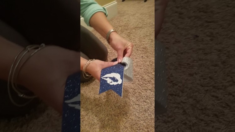 Simple Cheer Bow Tutorial using HTV.