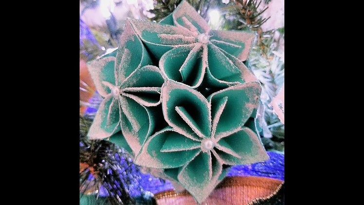 Day 22 ~ 50 Christmas Crafts in 50 Days ~ How to Make a Paper Flowers Christmas Tree Ornament 2017