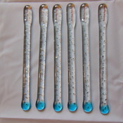 Hand crafted set of 6 cocktail stirrers with silver flakes. Great gift. 18cm x 1 cm. Glass, Gordons, Bombay Sapphire, Bespoke. MADE TO ORDER