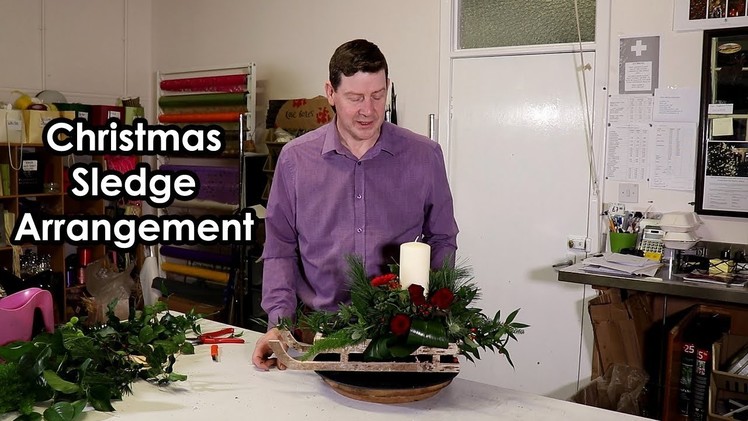 How To Make a Christmas Sledge Arrangement