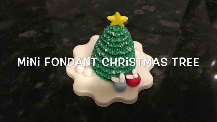 Mini fondant Christmas tree Cupcake topper