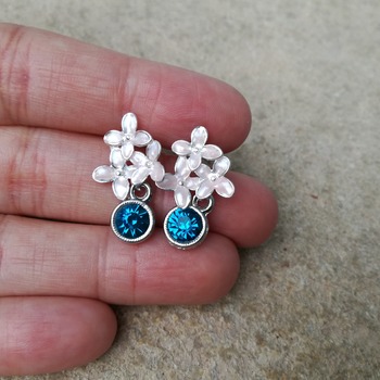 Blush pink wedding earrings, delicate flower earrings, bride jewelry, dainty earrings, wedding accessories, pink turquoise crystal earrings