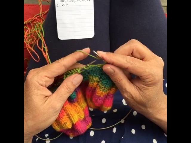 Easy sock knitting pattern