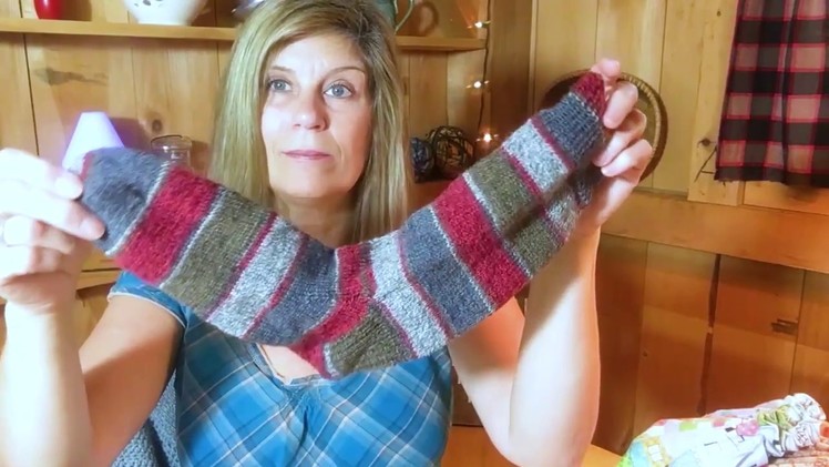 Knitting Talk Video: The Autumn Acorn Knits Podcast Episode 1