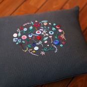 Pillow, Hand embroidered Coussin, cushions, Decorative pillow, Coussin brodé par la main, Home decoration