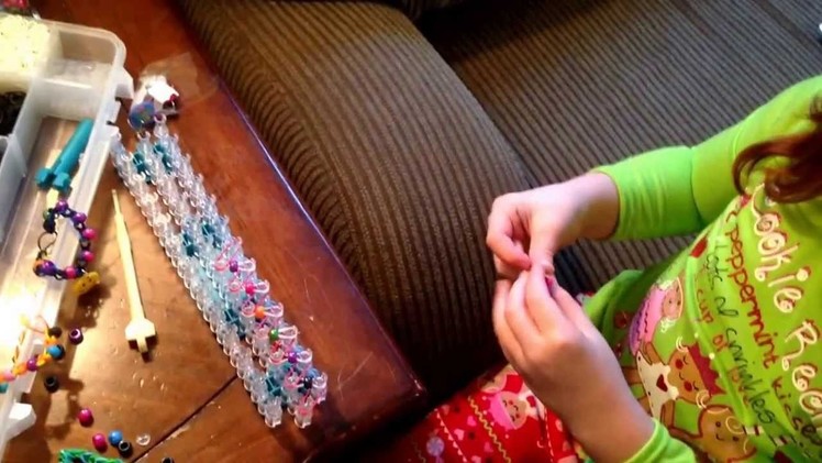 Rainbow Loom:  Basic charm Bracelet