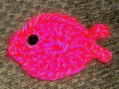 How to Loom Knit A Fish Applique