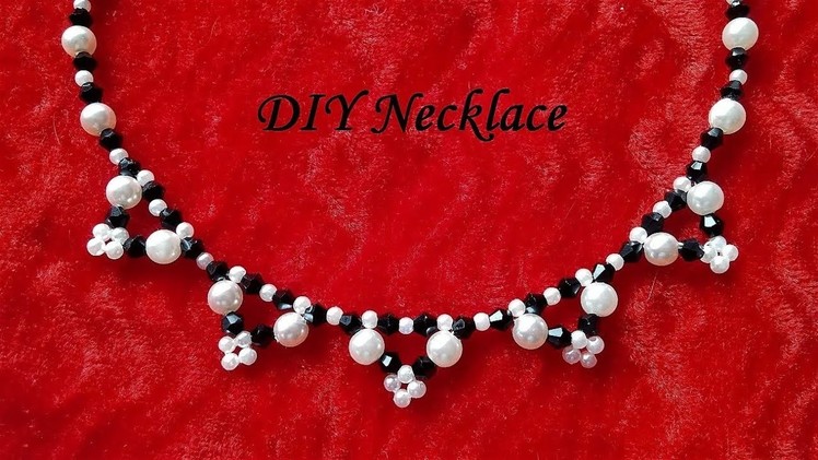 DIY Necklace (perfect gift idea). How to make white and black necklace with pearl beads