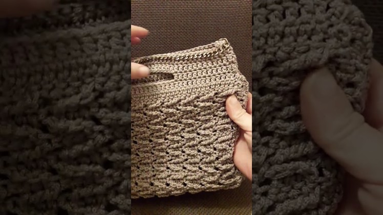 How to crochet a  " turned V " stitch very easy