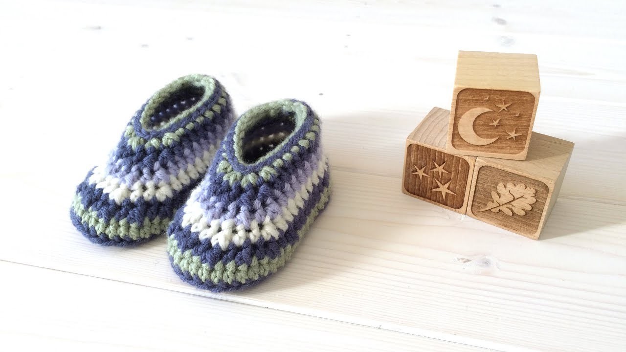 How to crochet cute striped baby shoes. booties for beginners