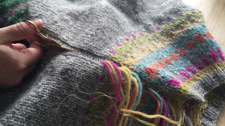 Steeking my Gamaldags lopi sweater by Hélène Magnússon (part 2)