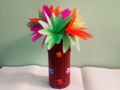 Empty plastic bottle vase making craft-Water bottle recycle flower vase art|Newspaper flower vase