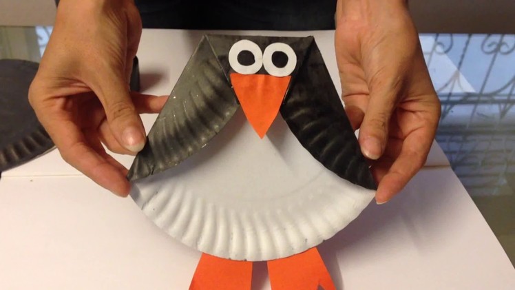 How to Make an Easy Penguin with a Paper Plate