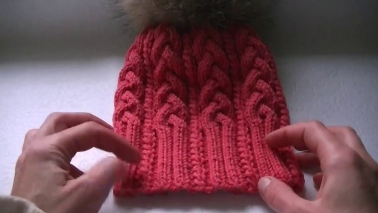 Knitting a hat with a pattern "9 stitches' braid'