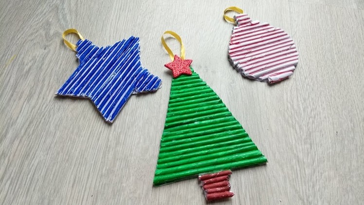 DIY christams ornaments with Newspaper |Christmas tree door hanging | best out of waste ideas paper