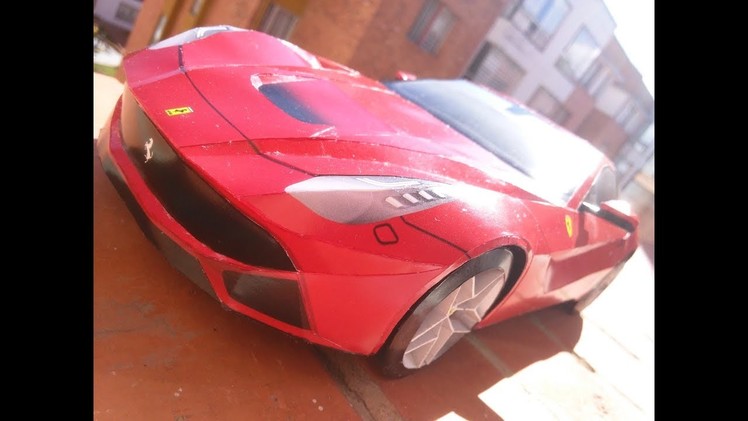 Building the 2012 Ferrari F12 Berlinetta Paper-Super-Craft