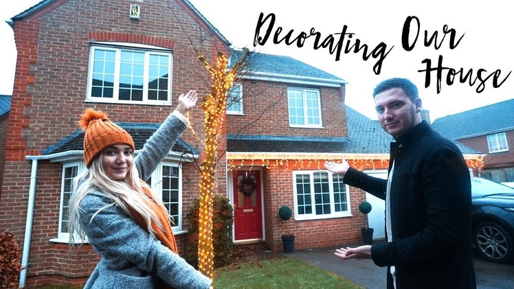 DECORATING OUR HOUSE & BREAKING THE CHRISTMAS TREE!  | VLOG MAS