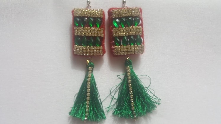 (DIY)HOW TO MAKE WOLLEN THREAD TESSEL EARRINGS.THE STUNNING HANDMADE'S. 
