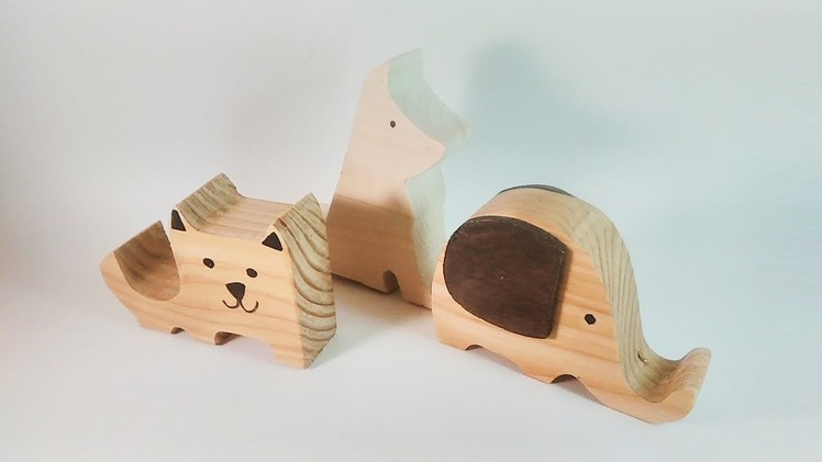 Smart Phone Holders Handmade Animal Shaped Scroll Saw at the fairgrounds