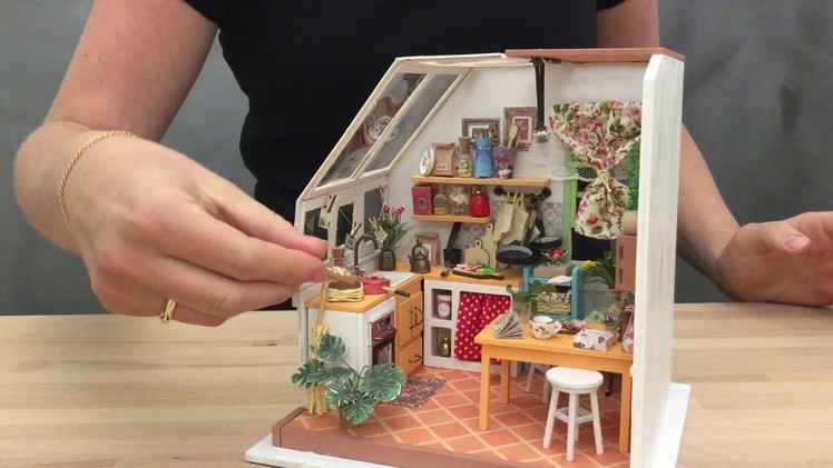DIY Miniature Room kit - kitchen