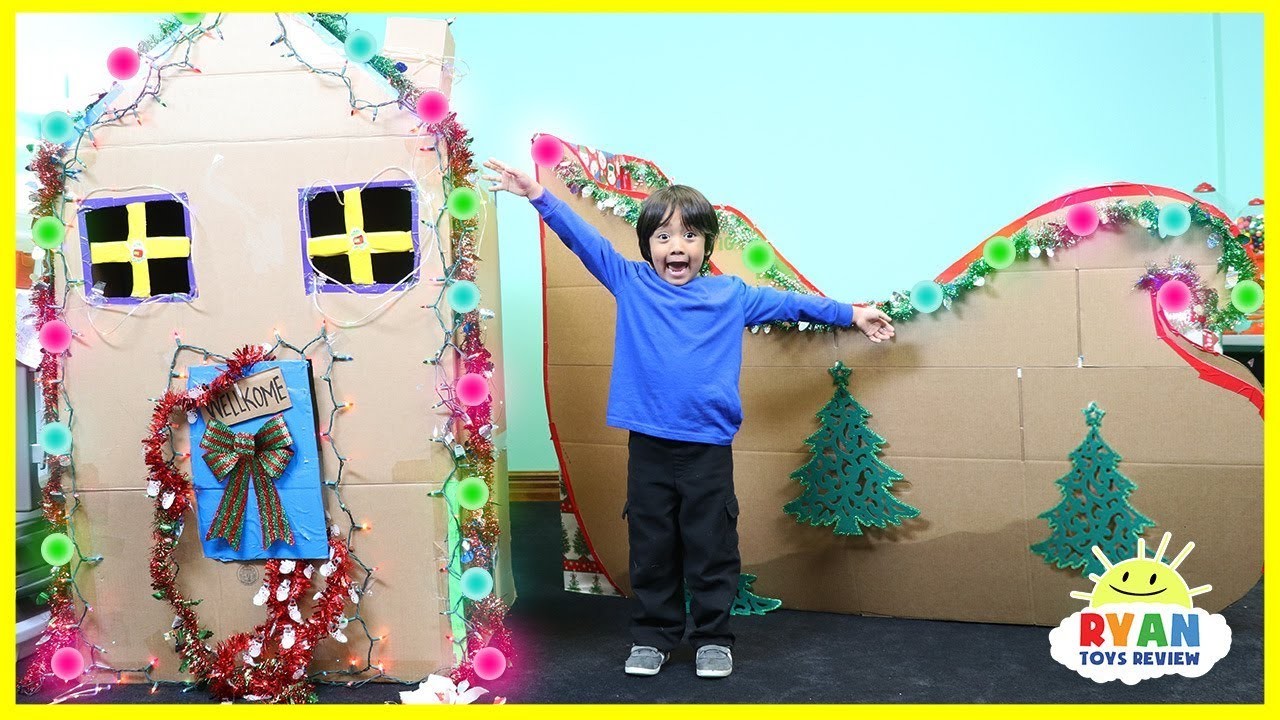 Giant Christmas Box Fort Challenge and Cardboard Sleigh with Ryan