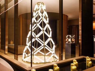 Lasvit and Yabu Pushelberg unveil illuminated glass Christmas tree in Hong Kong