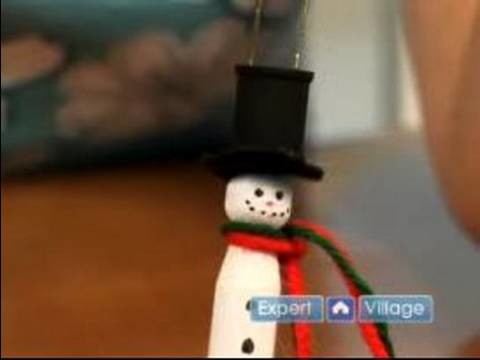 Arts & Crafts With Clothespins : How to Make a Snowman With Clothespins